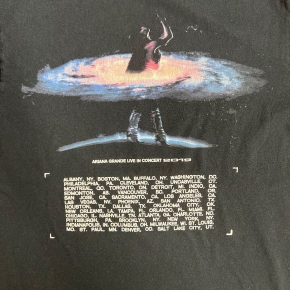 Ariana Grande T Shirt Small Sweetener World Tour 2019 Short Sleeve Black - Picture 4 of 8